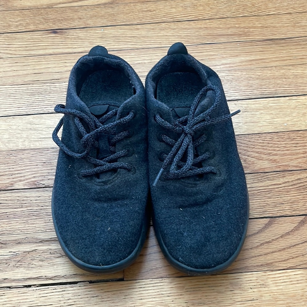 Used allbirds wool runners size 9